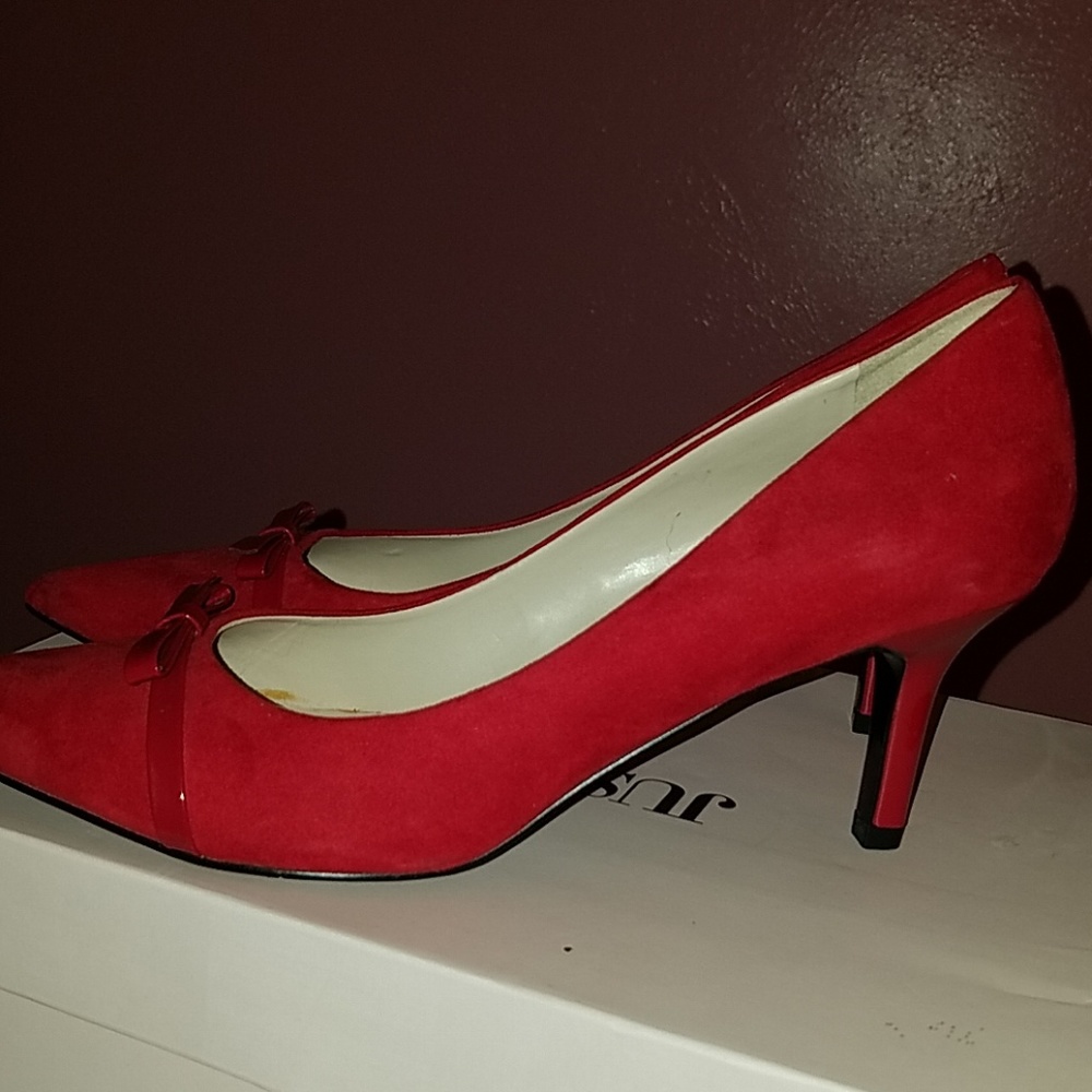Red Heels - image 2